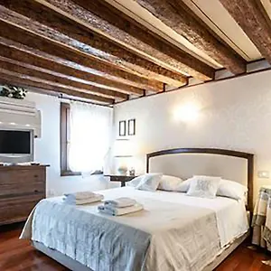  Appartamento Luca's House Italia