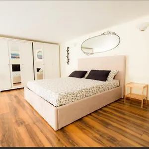 napolincentro-loft.hotels-amalfi.com/