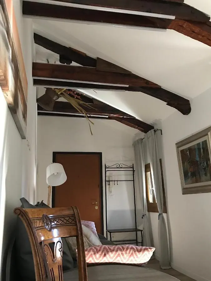 Canele Apartment Venecia 0*,  Italia